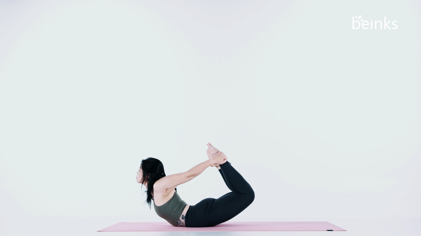 Poonam Dhodi on LinkedIn: dhanurasana (the bow pose) yoga for back and  shoulder strengthing!