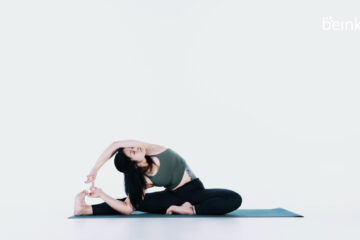 Easy Pose Warm Up Flow Yoga (Sukhasana Warm Up Vinyasa) | Yoga Sequences,  Benefits, Variations, and Sanskrit Pronunciation | Tummee.com