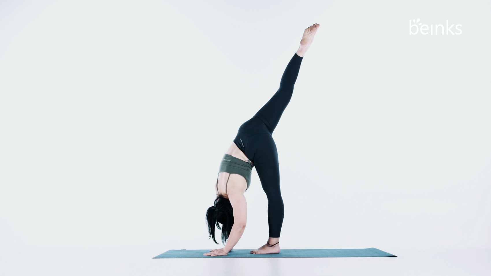 Beinks Yoga – Standing Yoga Poses