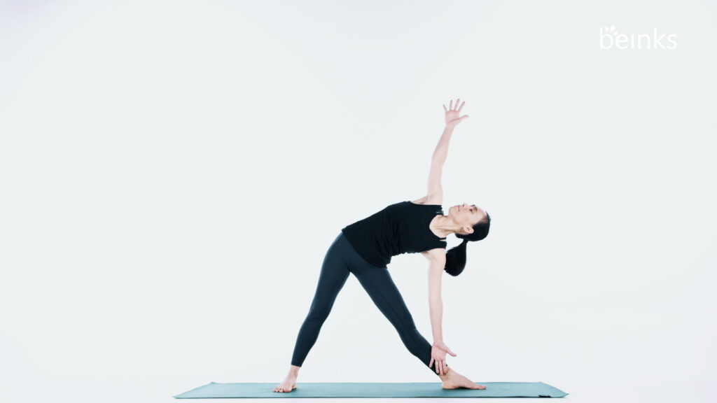 Yoga for Strength Training | Mirafit